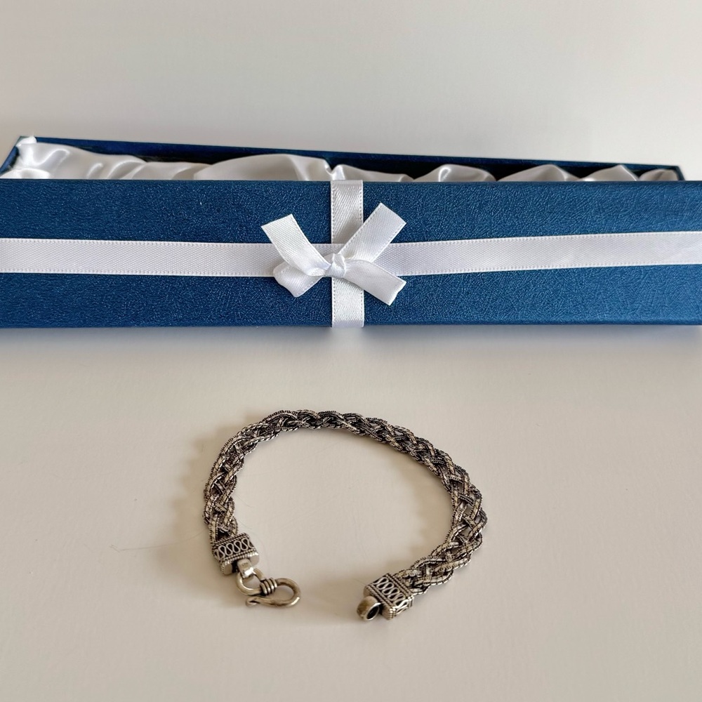Bundle of 4 Costume Jewelry Bracelets with Gift Boxes & earrings